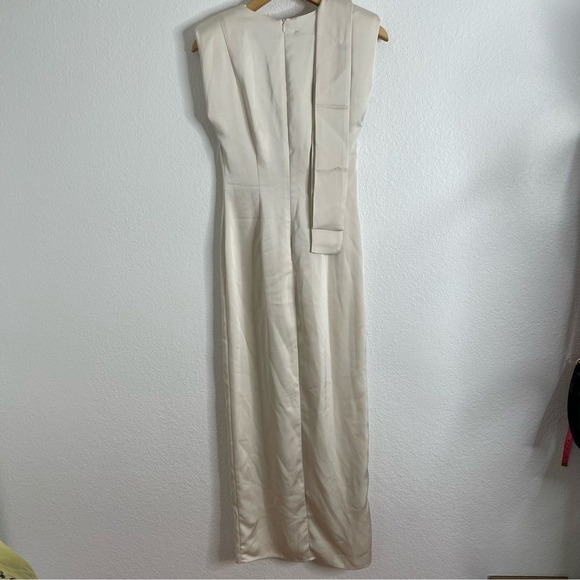 Vici Ivory Lorianna V-Neck Satin Midi Dress Size Extra Small - Picture 6 of 6